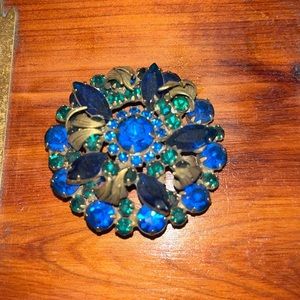 Vintage blue & green circular brooch